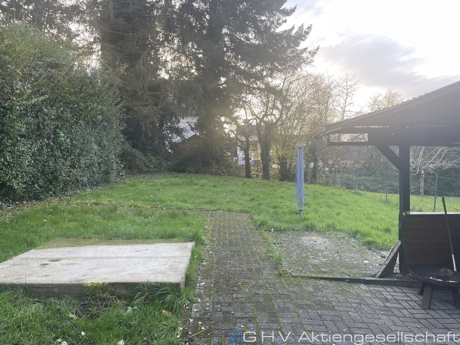 Doppelhaushälfte in guter Wohnlage mit 9,36 KWp PV-Anlage