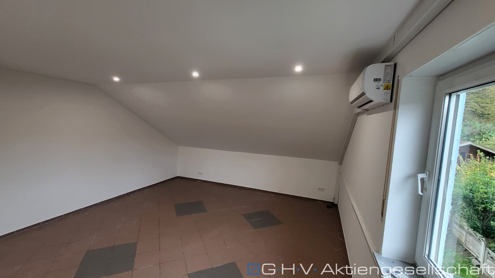 huge apartment in Oberarnbach 2Br, open living-room, 2 balconies
