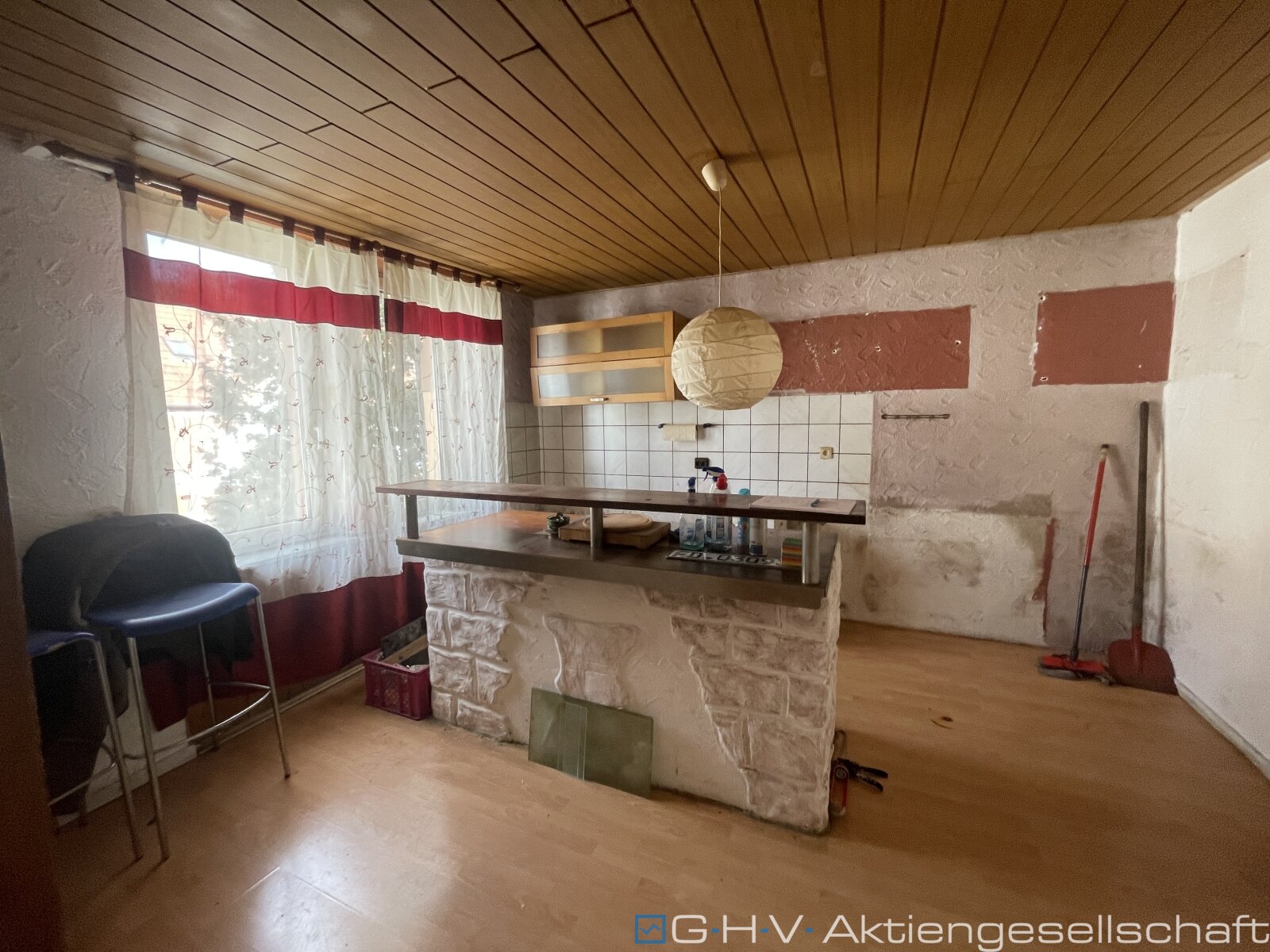 hübsche Doppelhaushälfte mit Potenzial (gegen Höchstgebot)