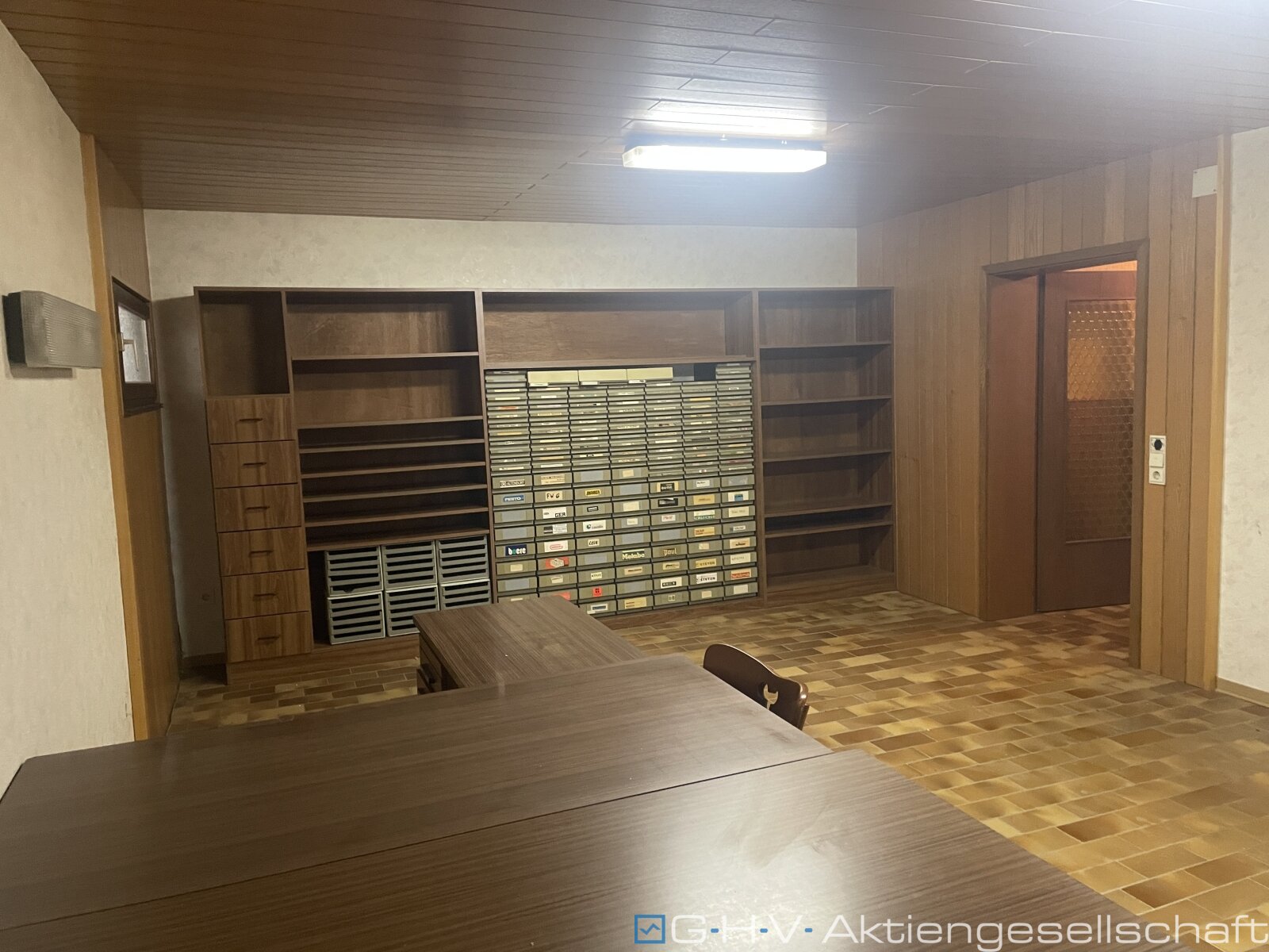 großzügiges EFH mit Einliegerwohnung und phantastischer Aussicht