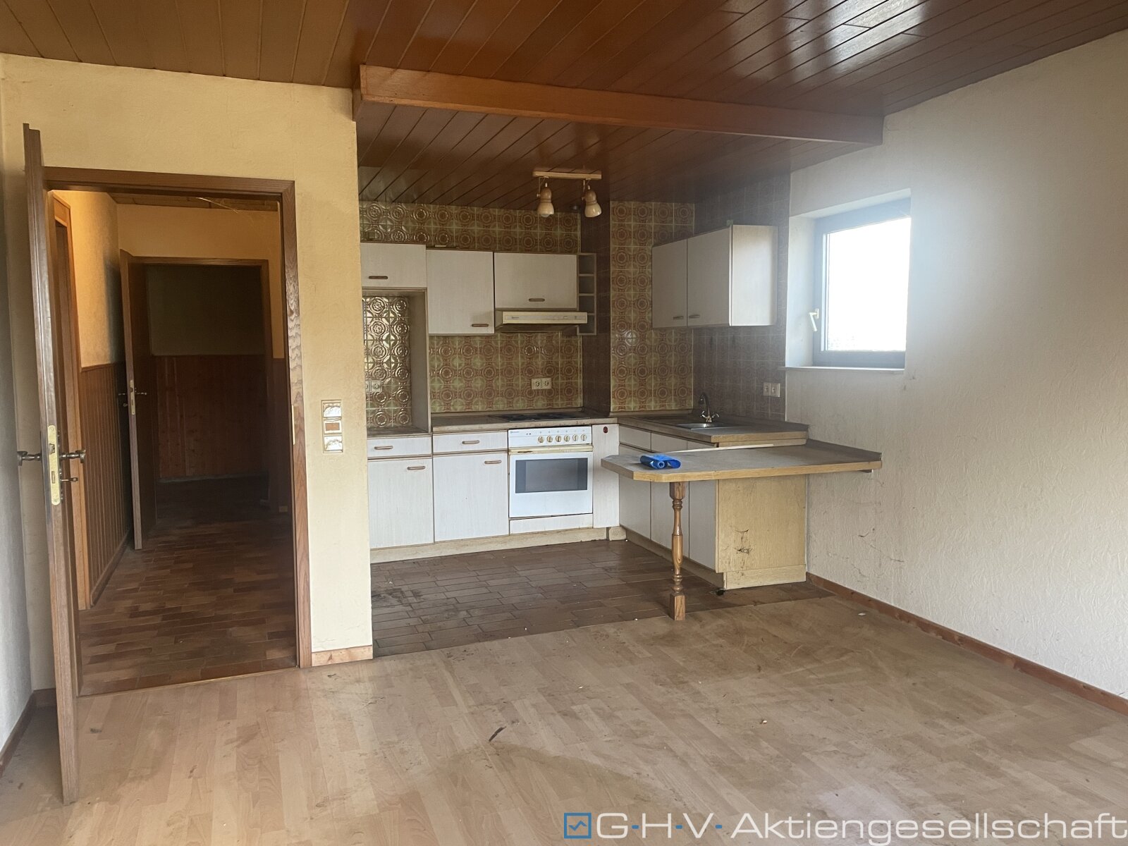 großzügiges EFH mit Einliegerwohnung und phantastischer Aussicht