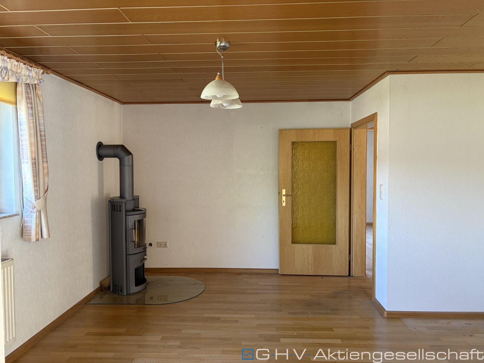 gepflegtes 2 FH ist guter Lage STENNWEILER