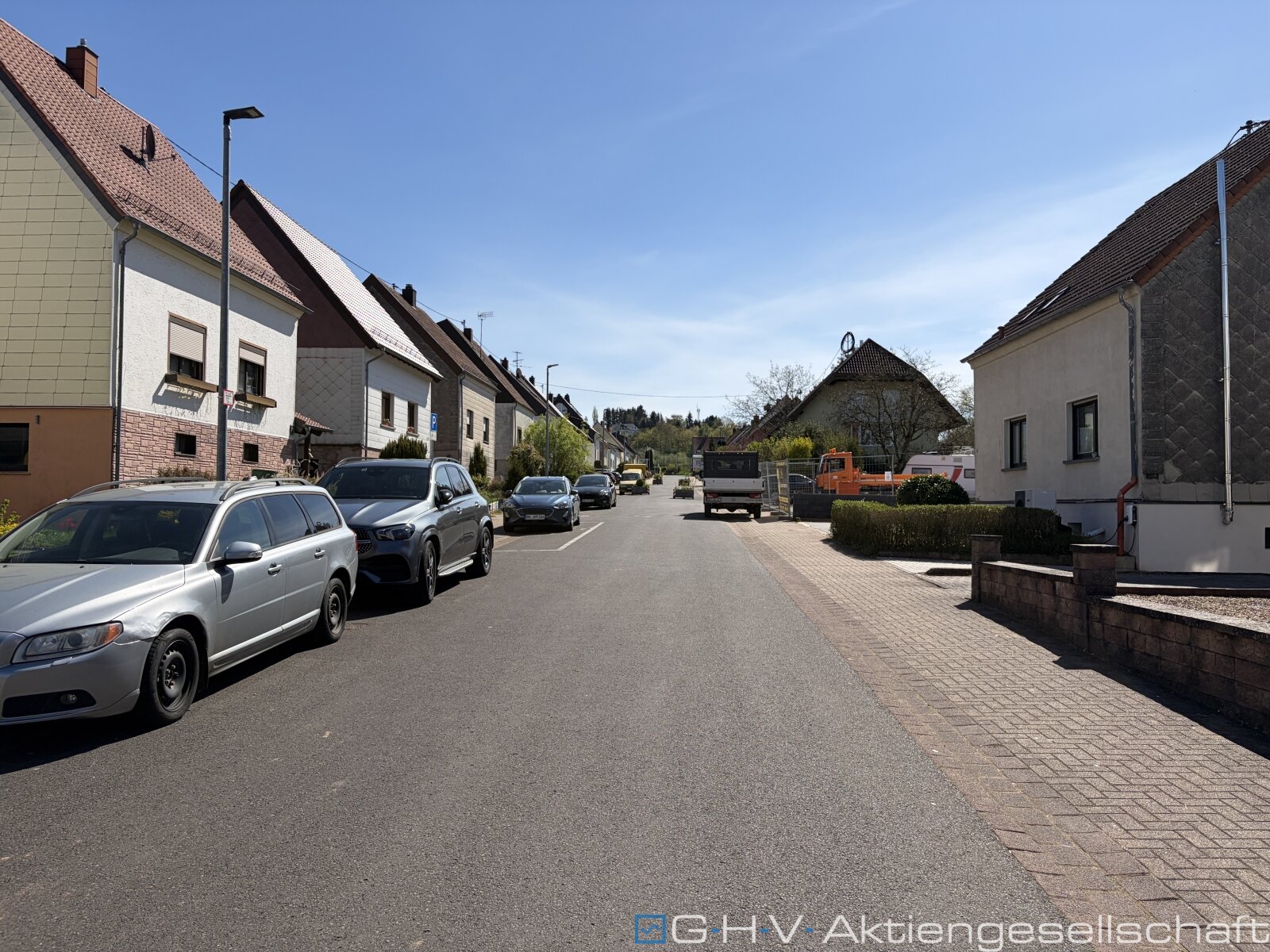 gepflegtes 2 FH ist guter Lage STENNWEILER