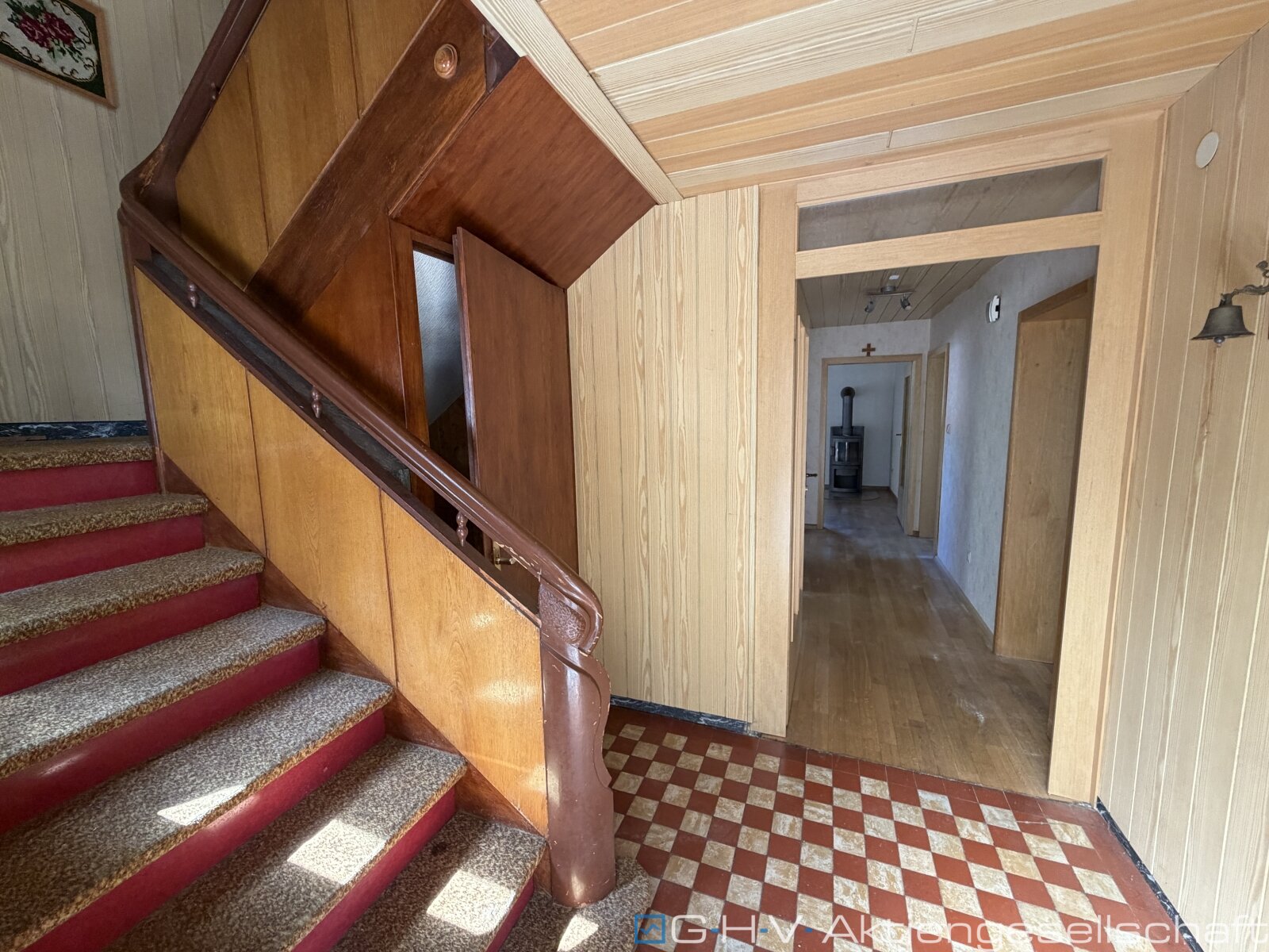 gepflegtes 2 FH ist guter Lage STENNWEILER