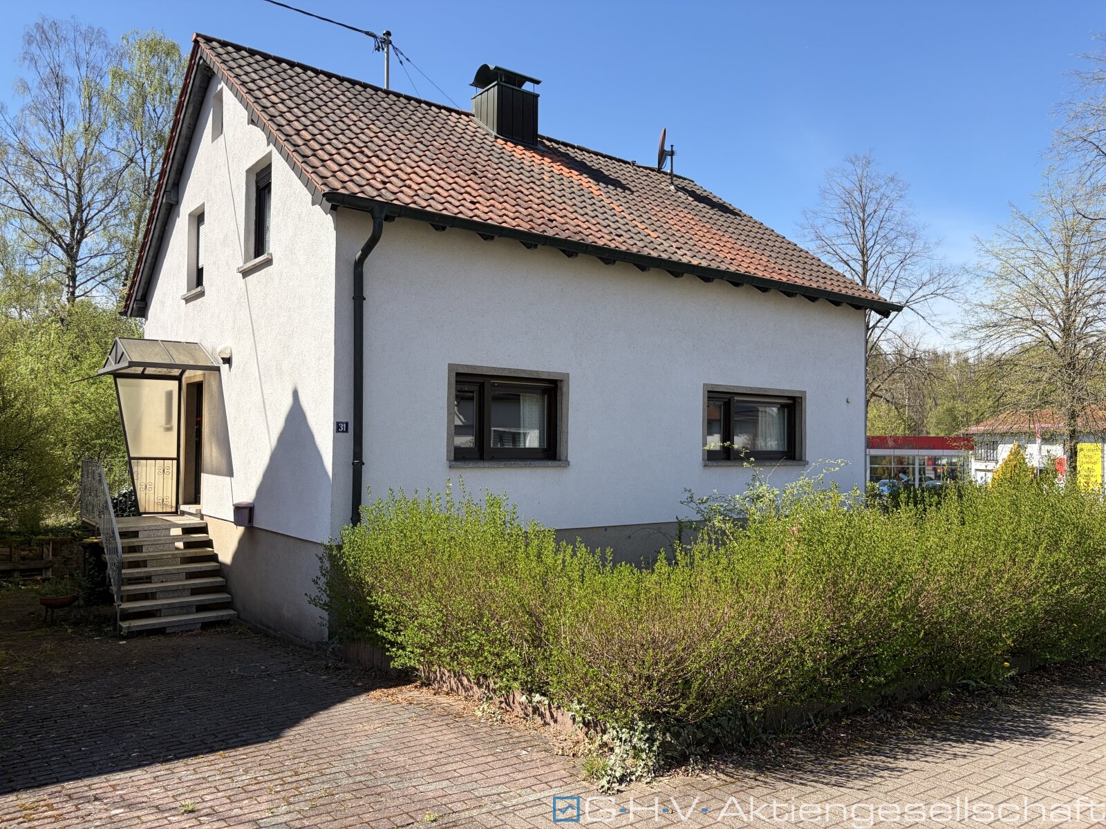 gepflegtes 2 FH ist guter Lage STENNWEILER