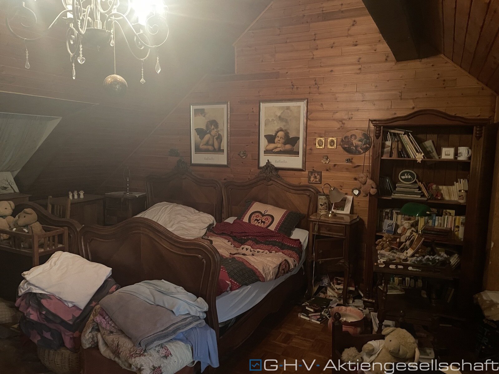 2 WohnungsERBBAURECHTE (stark sanierungsbedürftig)
