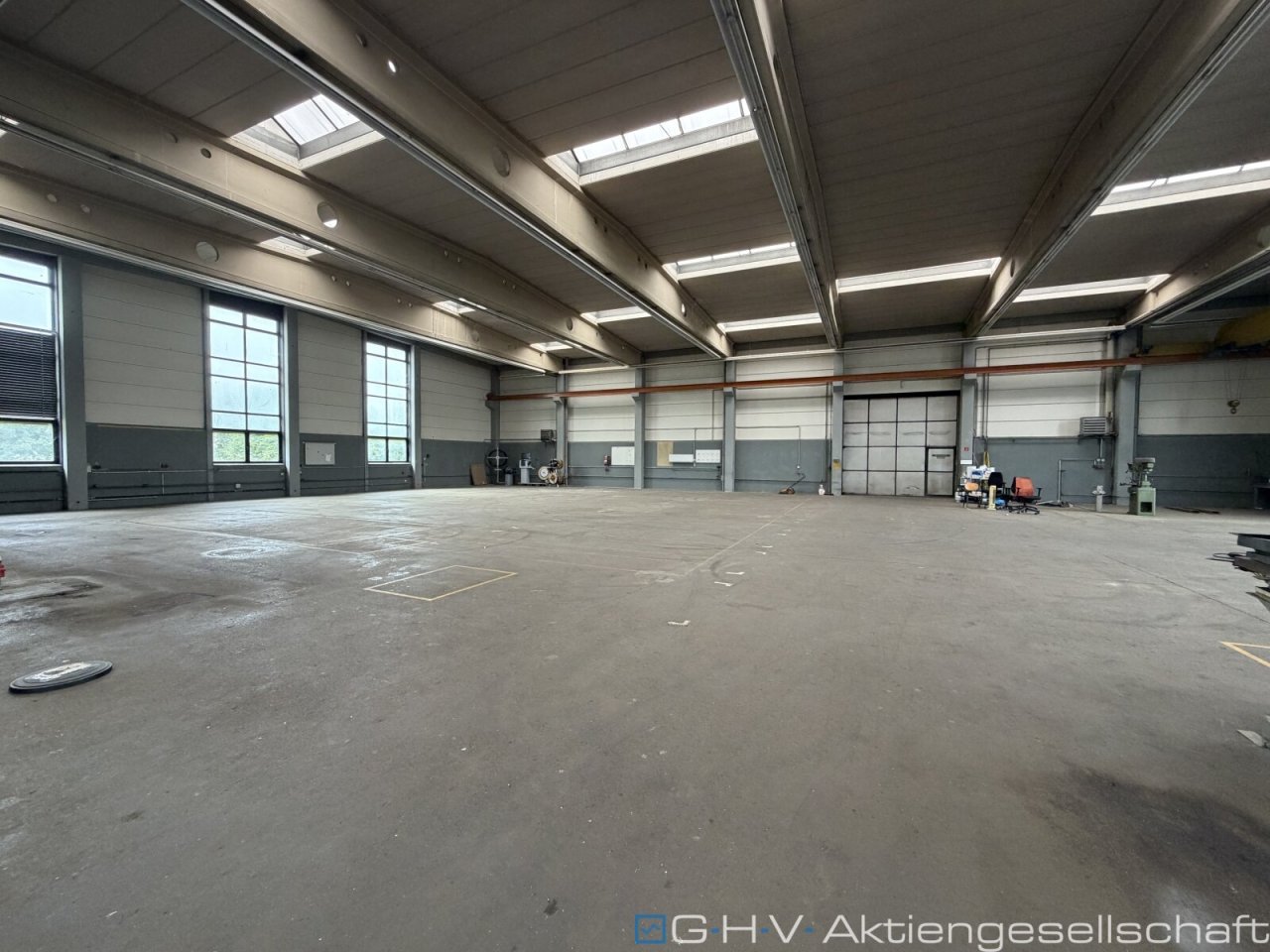 Halle rechts 1 Halle rechts 1
