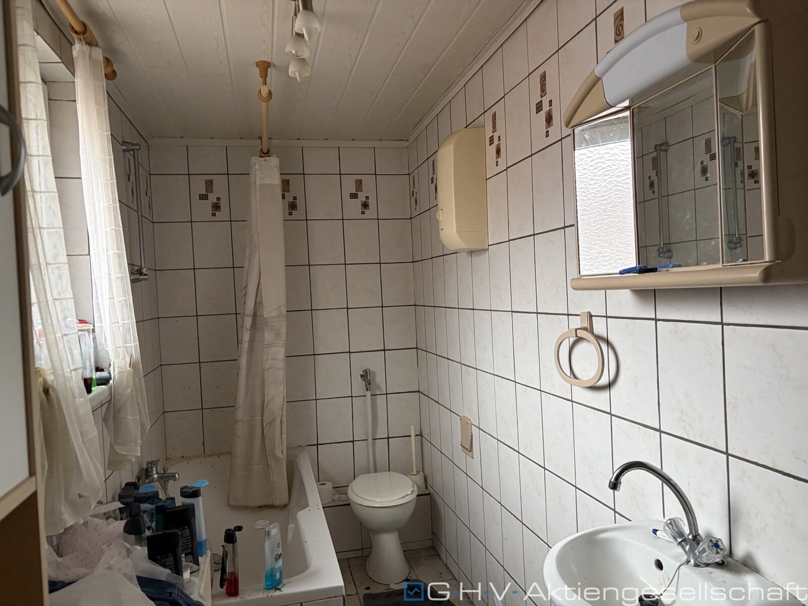 Wohnung rechts Bad Wohnung rechts Bad